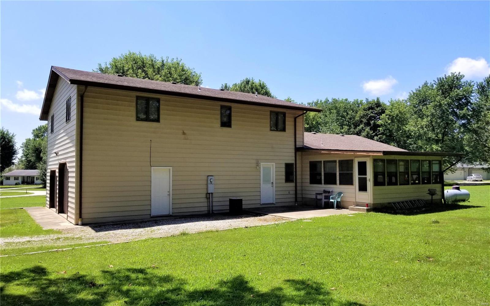 Country Club Acres - Residential
