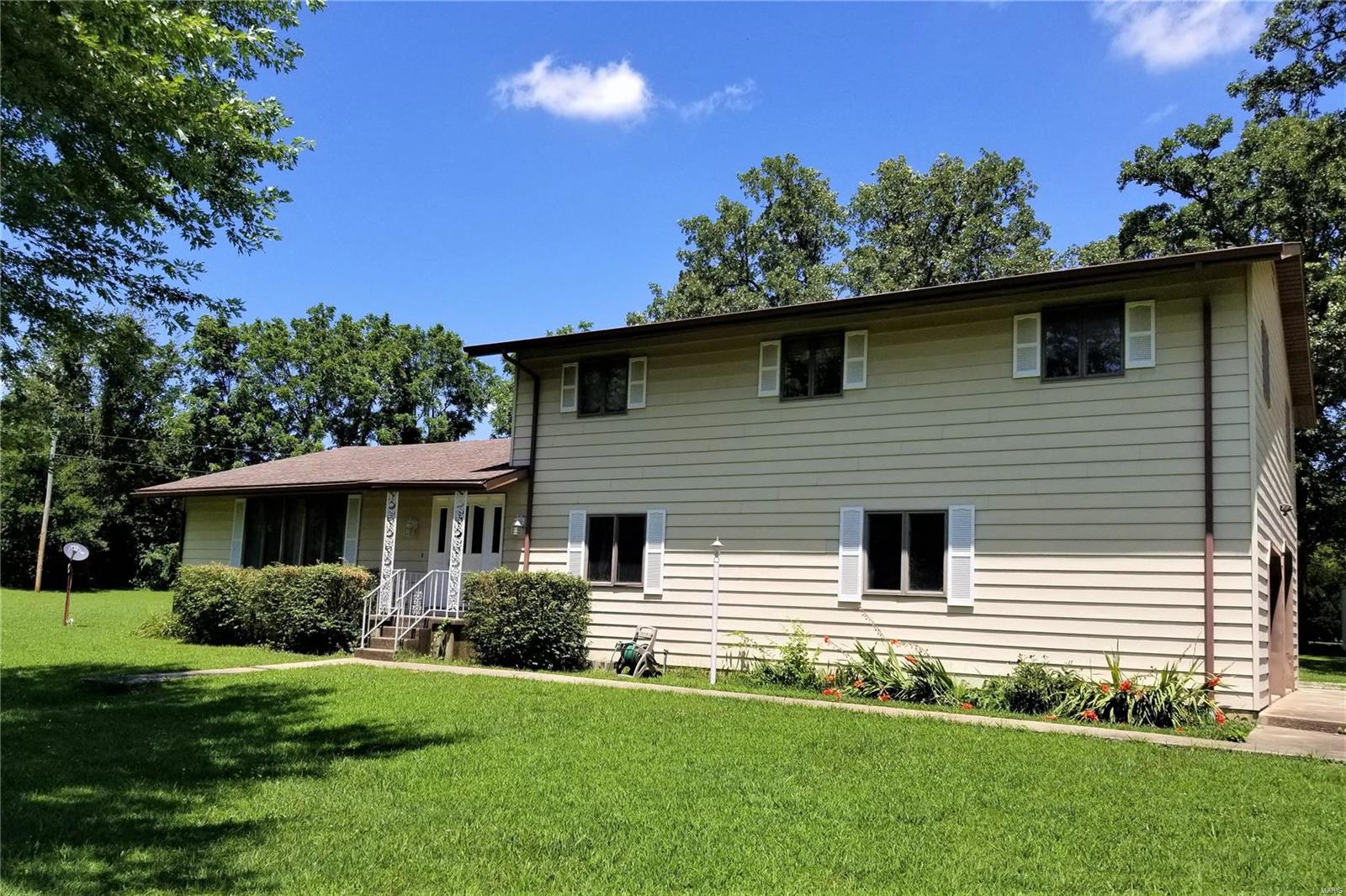 Country Club Acres - Residential