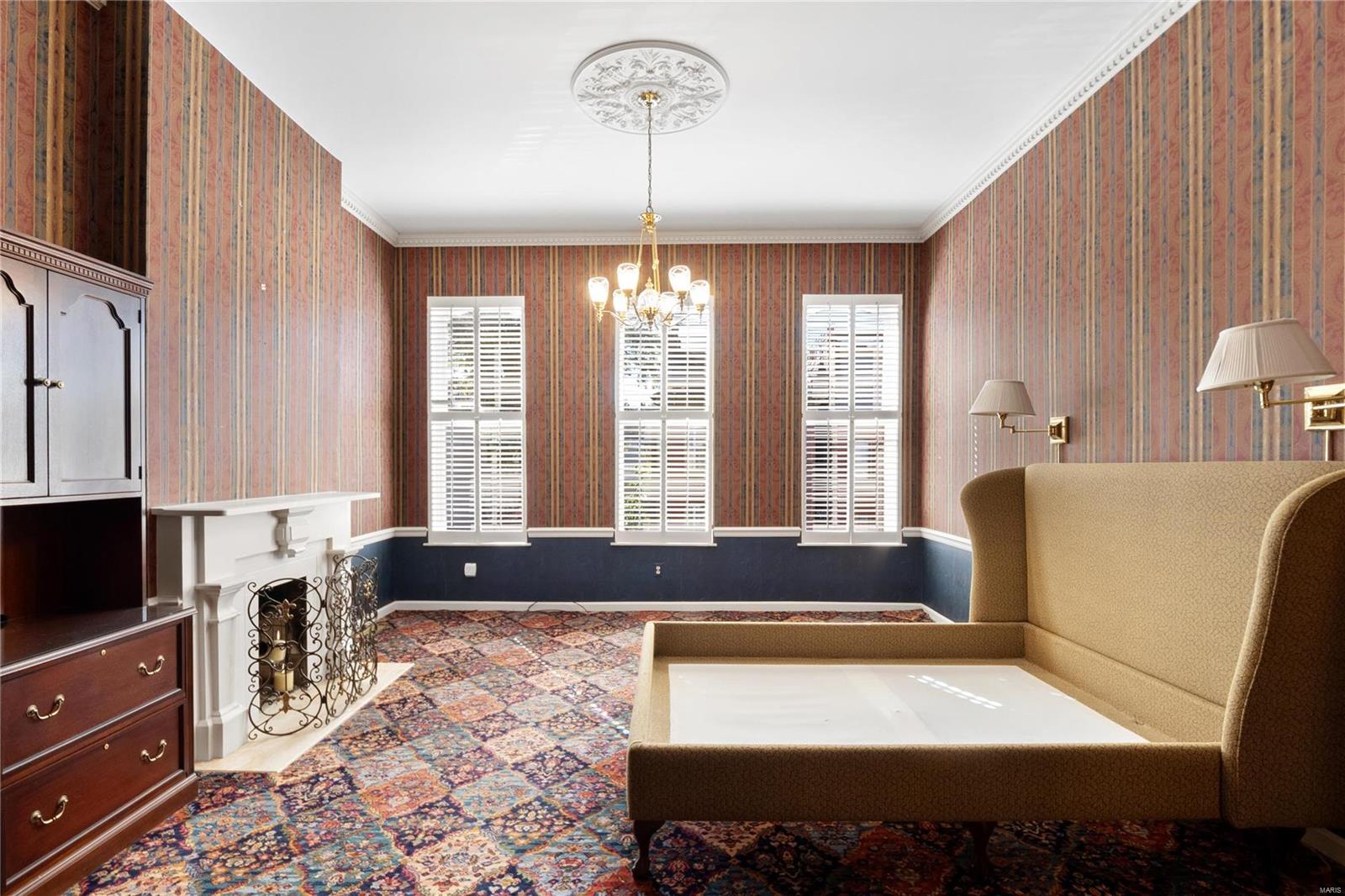 St Louis, Missouri 63104, United States, 2 Bedrooms Bedrooms, ,4 BathroomsBathrooms,Residential,Active,90773