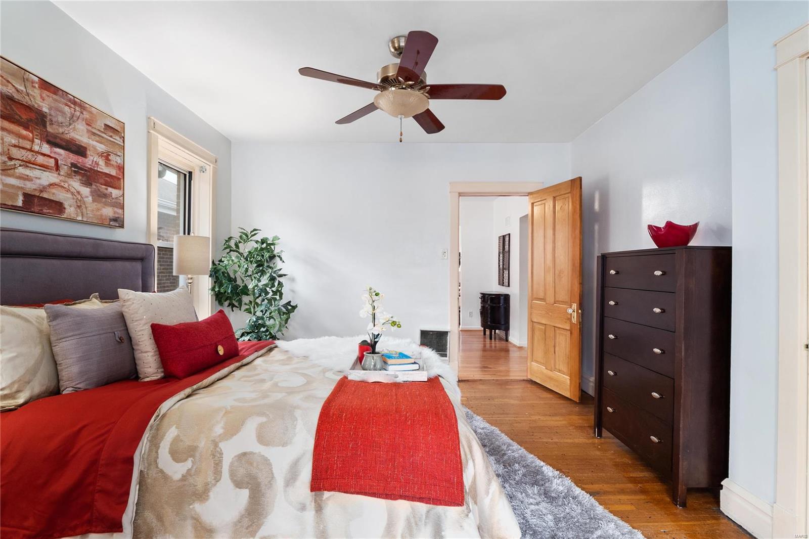 Russell Place - Residential