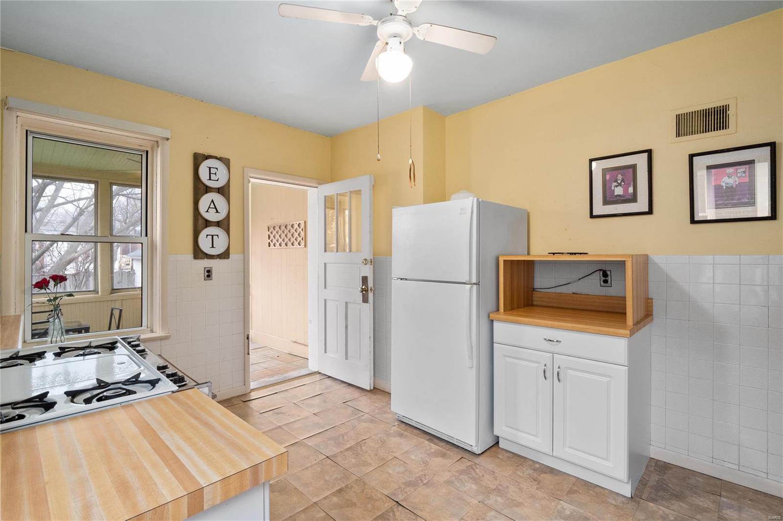 Russell Place - Residential