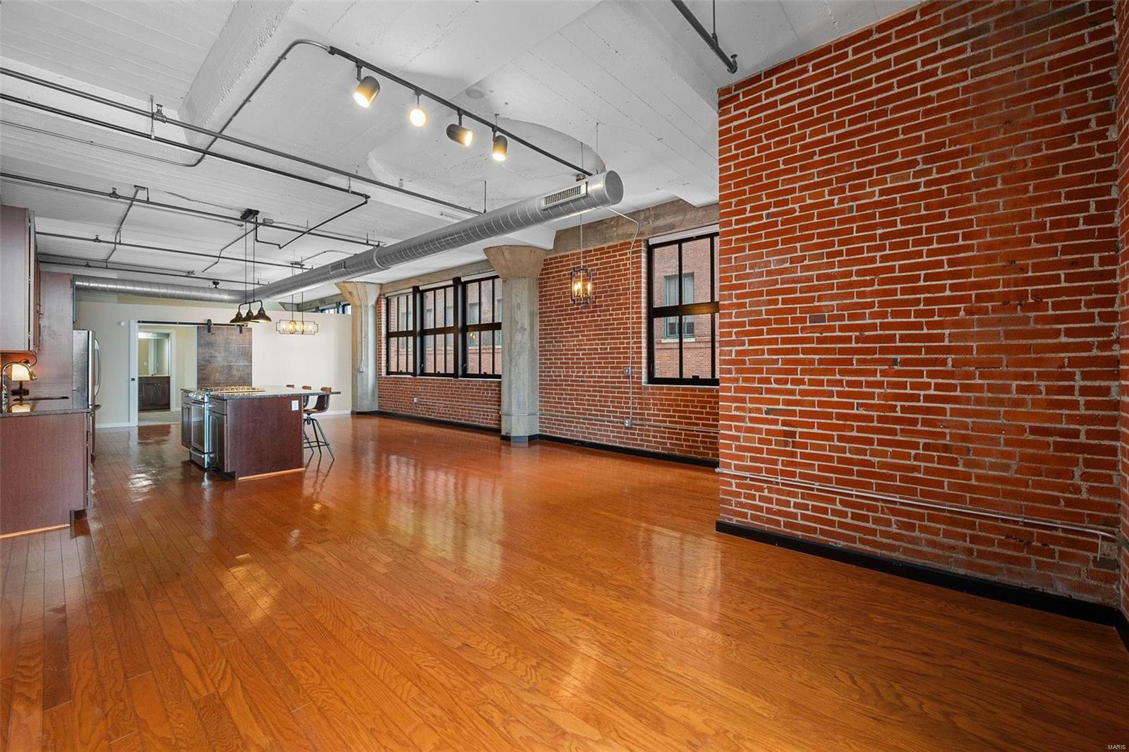 1619 Washington Avenue 302