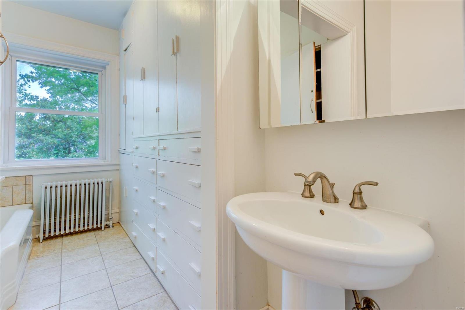 Hillcrest - Residential