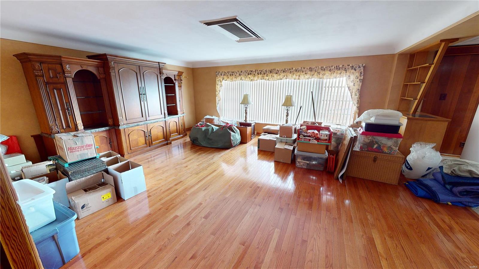 Sublette Div - Commercial Sale