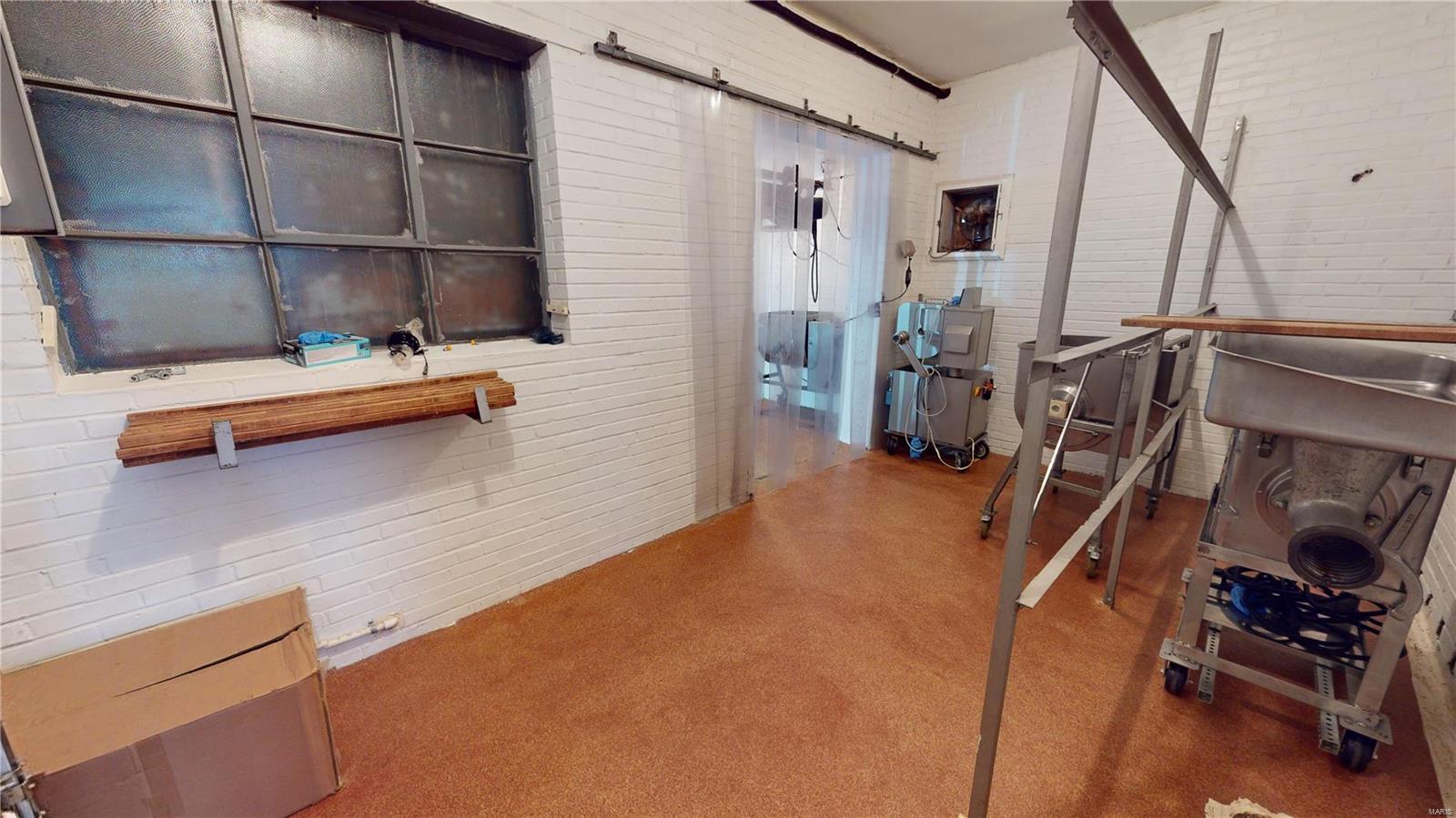 Sublette Div - Commercial Sale