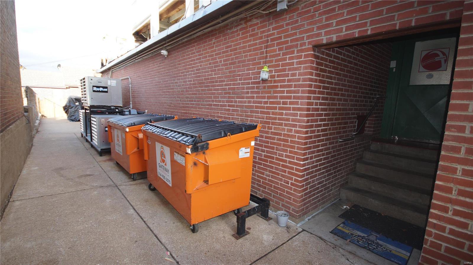 Sublette Div - Commercial Sale