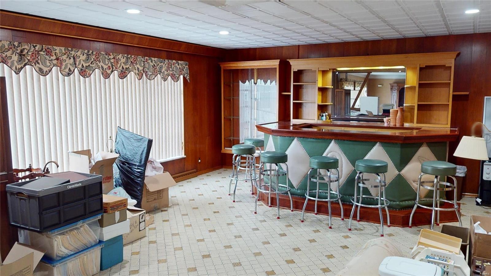 Sublette Div - Commercial Sale