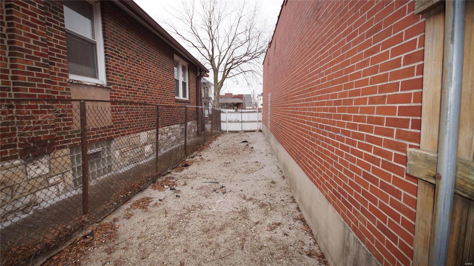 Sublette Div - Commercial Sale