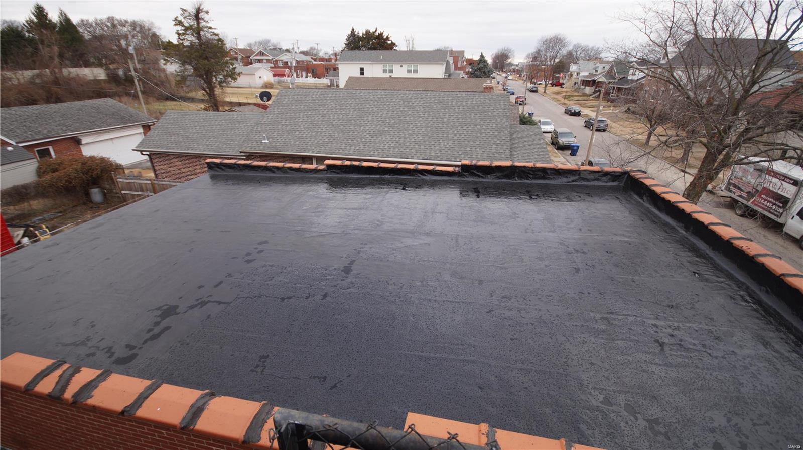 Sublette Div - Commercial Sale