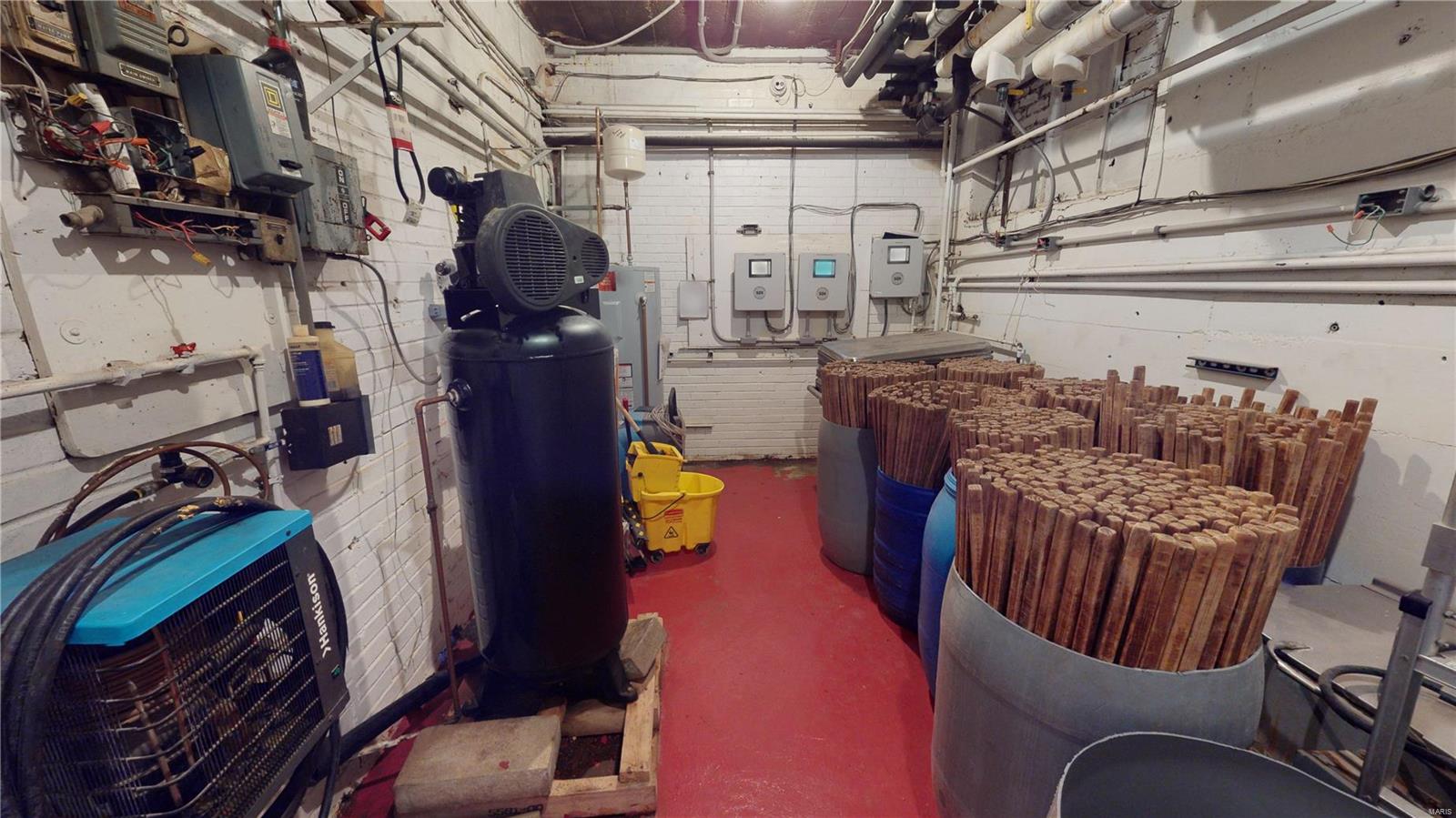 Sublette Div - Commercial Sale