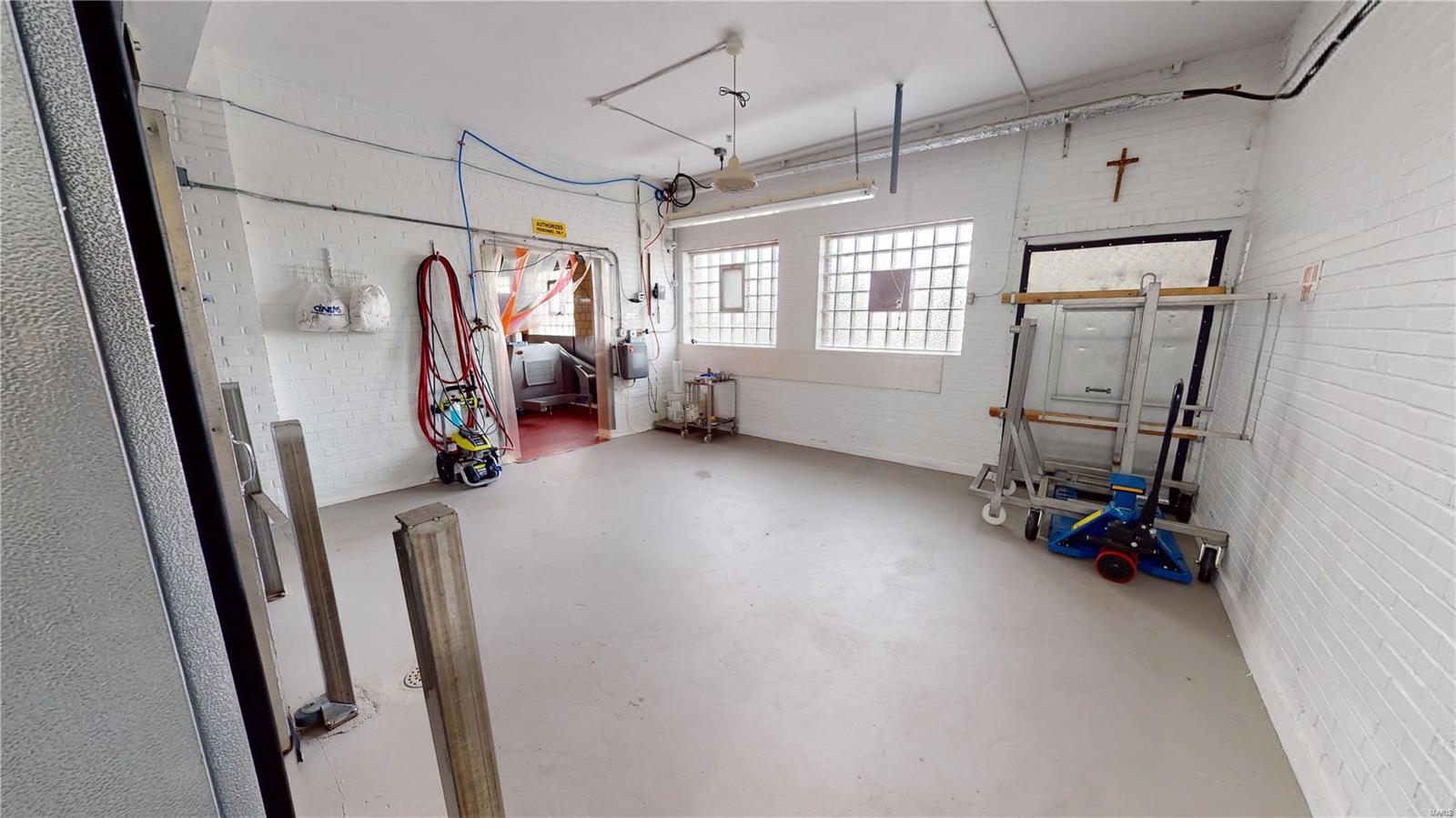 Sublette Div - Commercial Sale