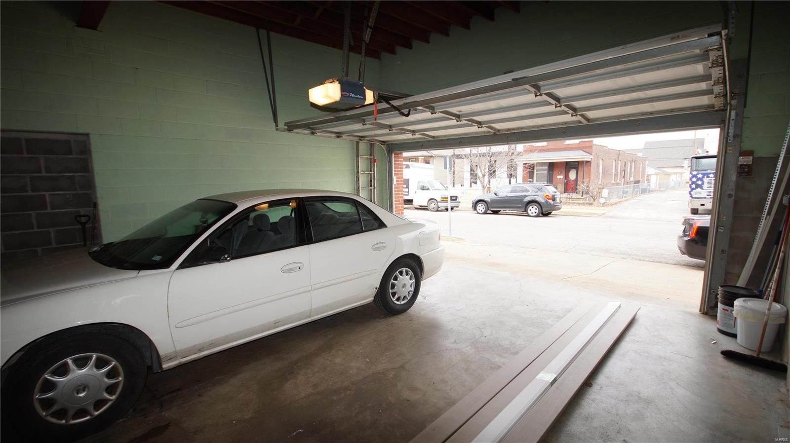 Sublette Div - Commercial Sale