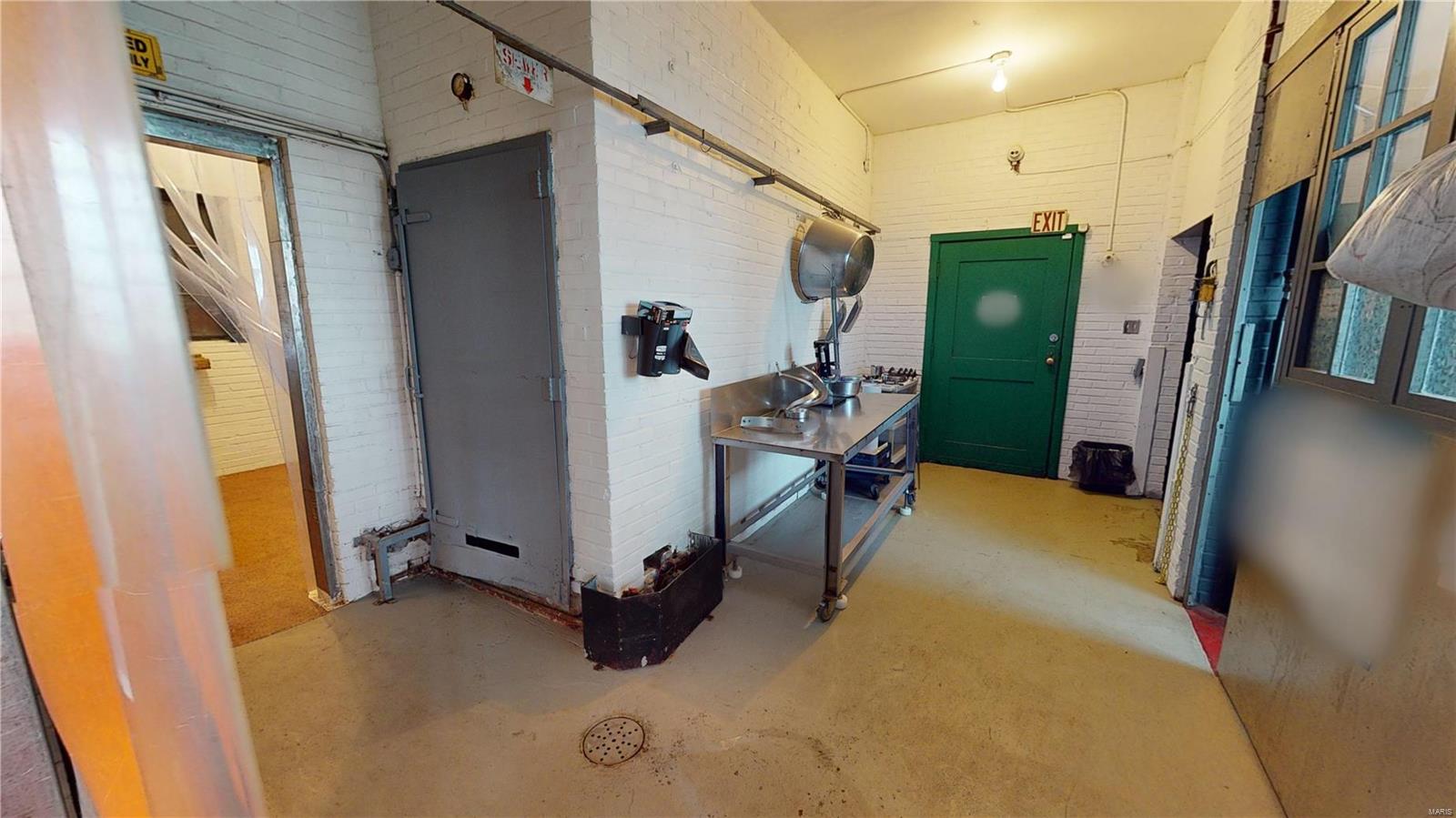 Sublette Div - Commercial Sale