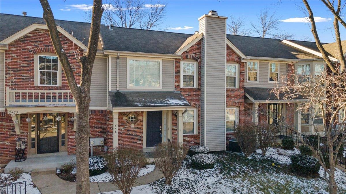 St Louis, Missouri 63119, United States, 2 Bedrooms Bedrooms, ,3 BathroomsBathrooms,Residential,Pending,3970