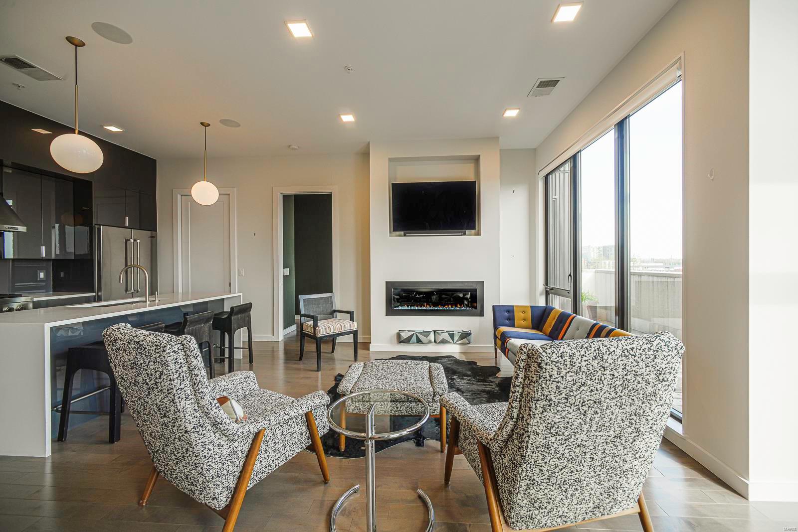 4101 Laclede Avenue 514