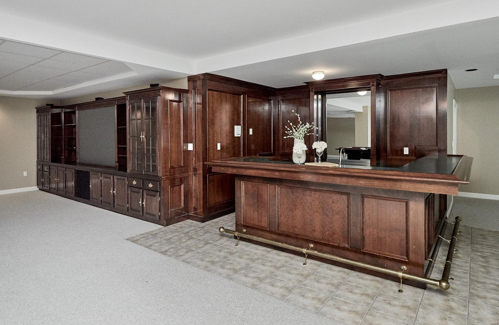 Meadowbrook Country Club Estates - Residential