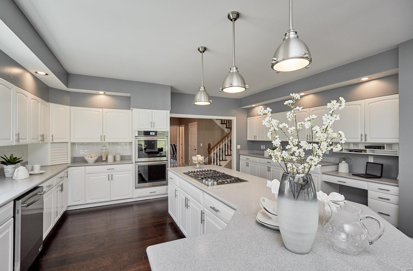 Meadowbrook Country Club Estates - Residential