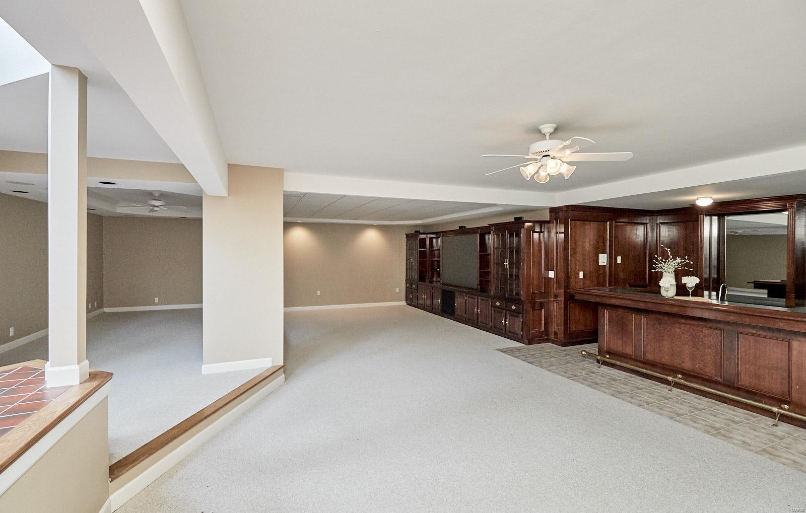 Meadowbrook Country Club Estates - Residential