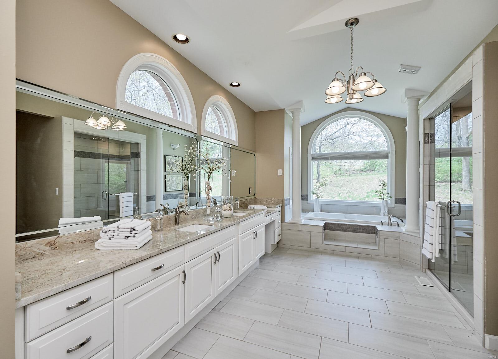 Meadowbrook Country Club Estates - Residential