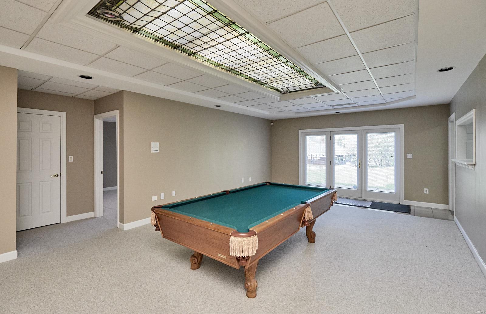 Meadowbrook Country Club Estates - Residential