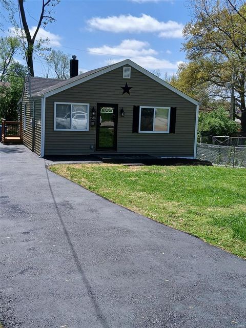 MLS: 25025067