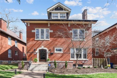6339 Waterman Avenue University City MO 63130