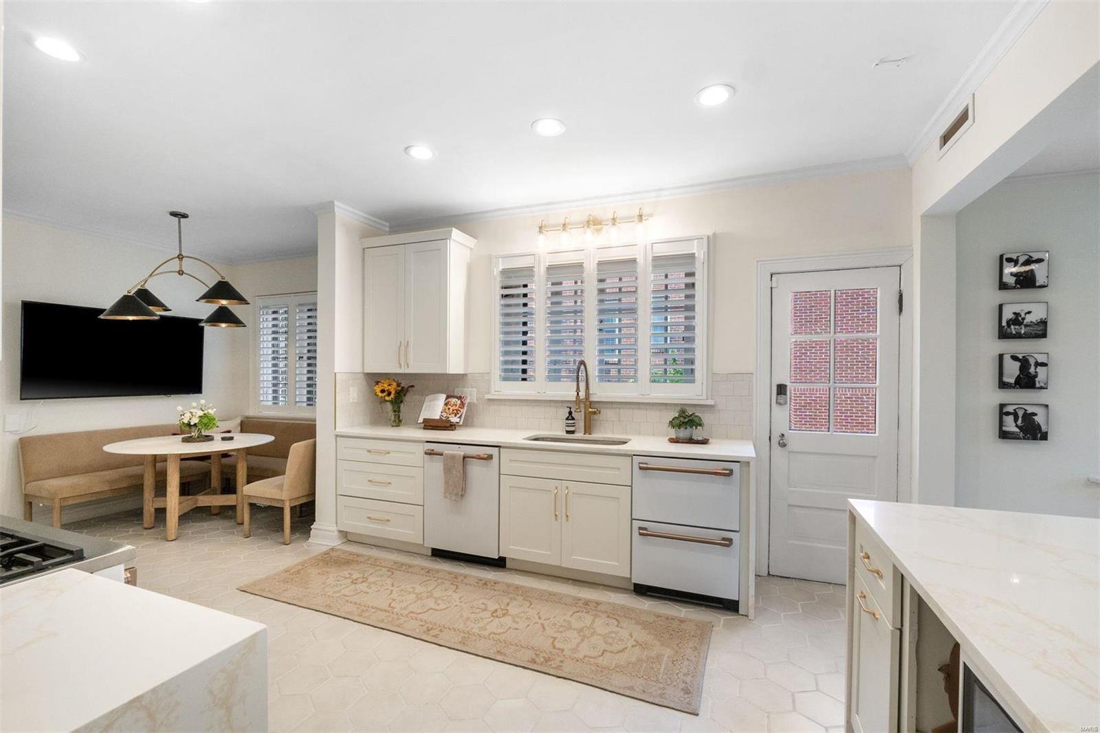 La Hacienda Lts 34 Thru 51 Resub Lts - Residential