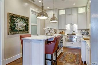 Plaza In Clayton A Condo The - Residential