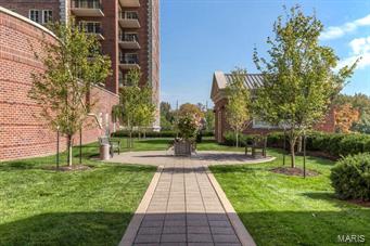 Plaza In Clayton A Condo The - Residential