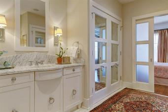 Plaza In Clayton A Condo The - Residential