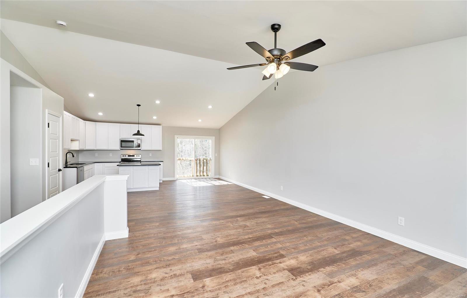 28712 Woodland Heights