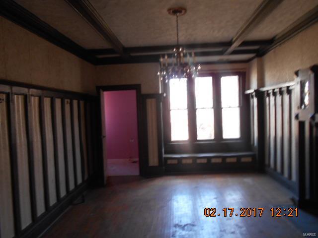 Raymond Place Add - Residential