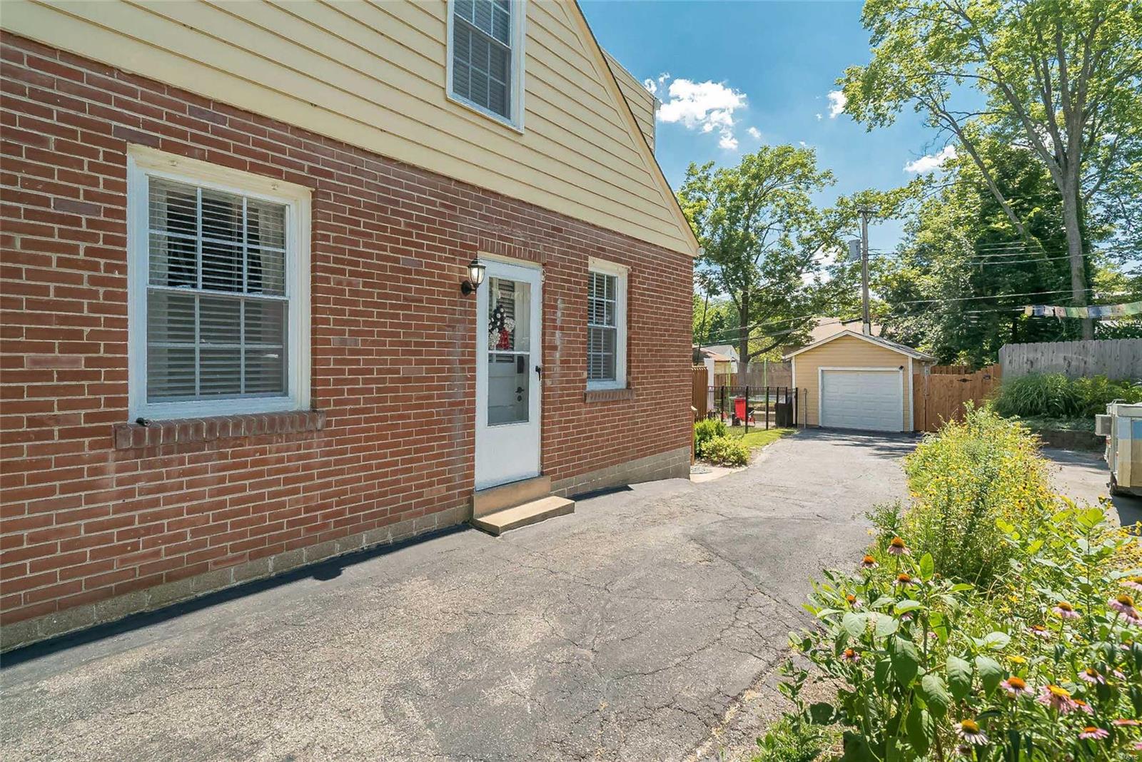 Algonquin View - Residential