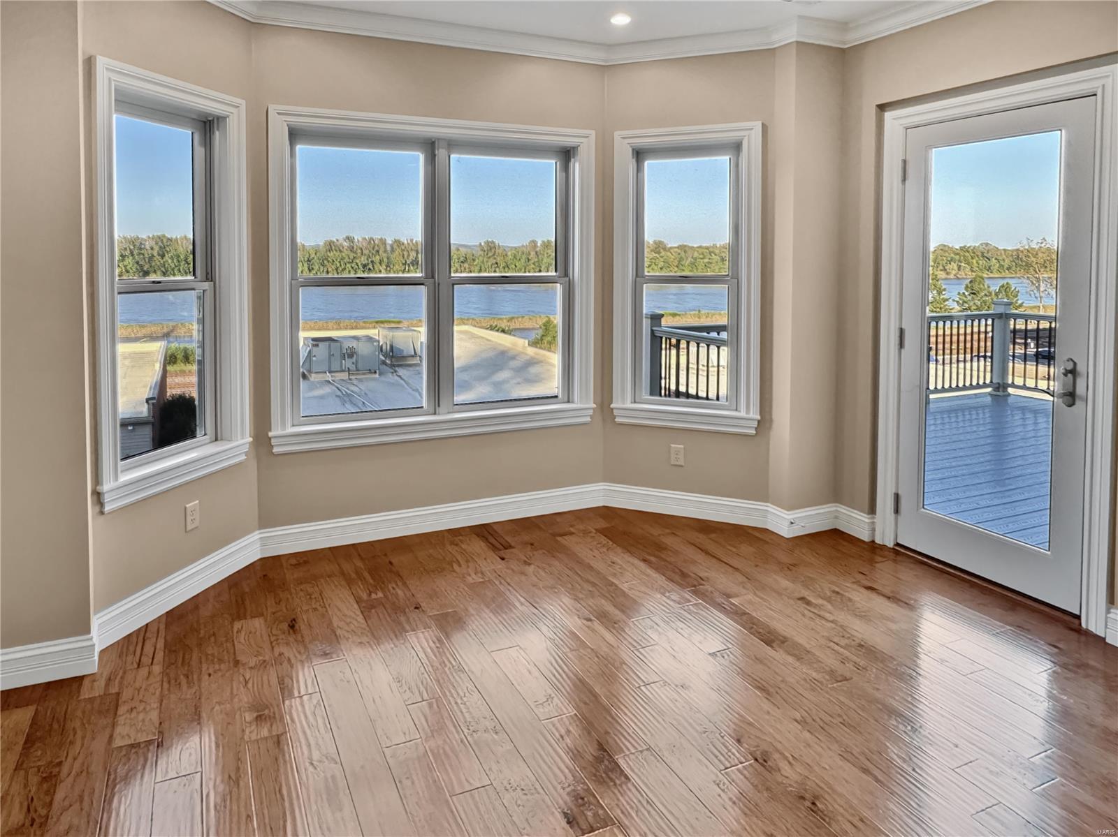 Rhine River Dev - Residential