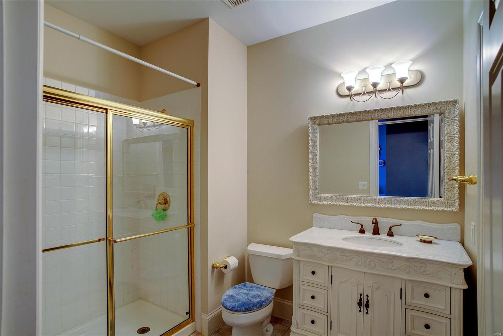 Bluffs of St. Albans - Residential