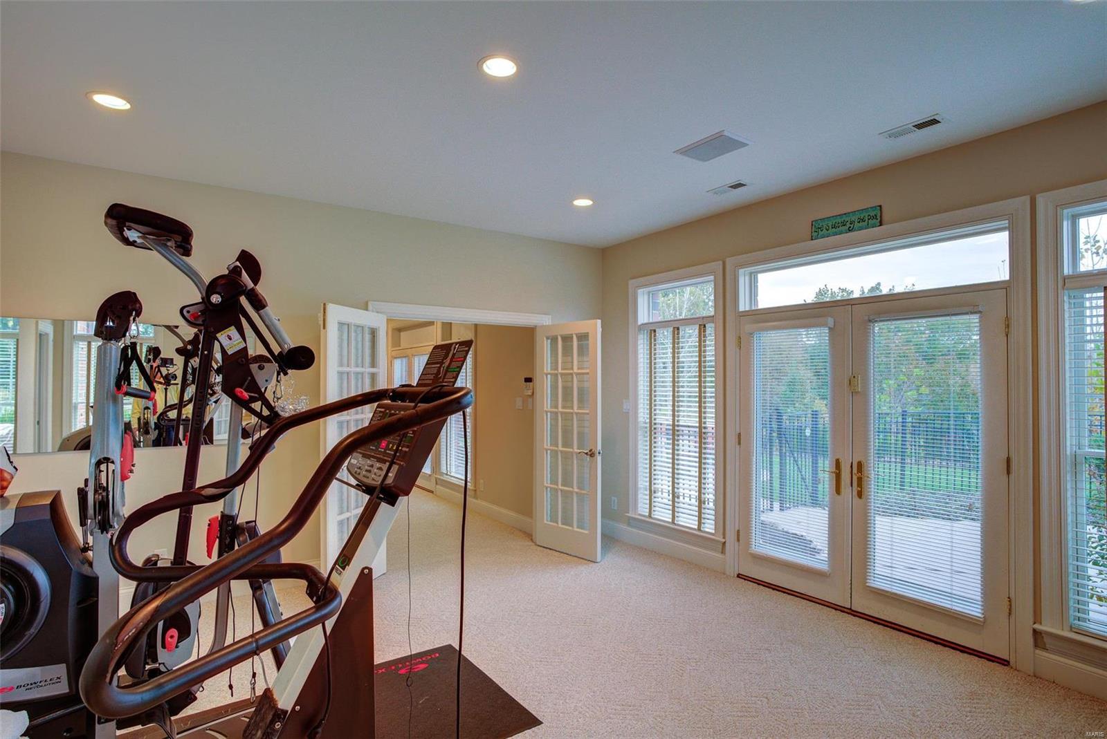 Bluffs of St. Albans - Residential