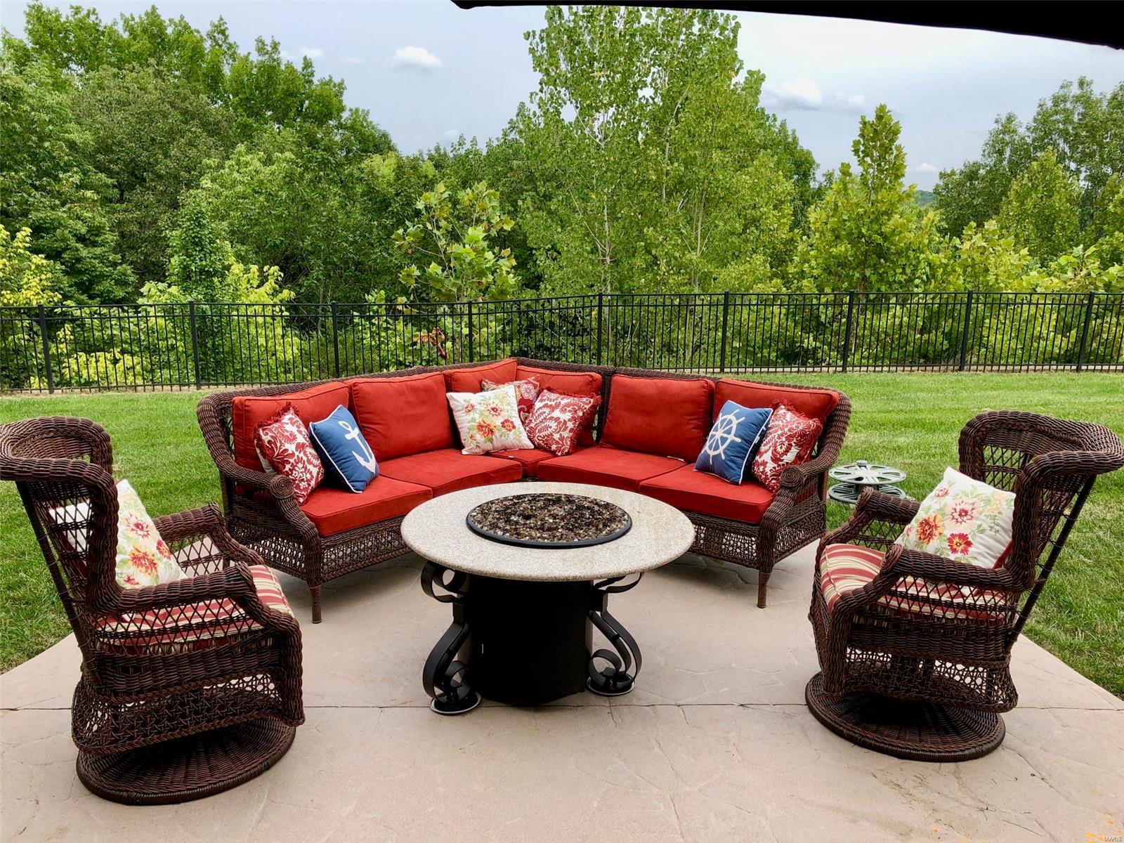 Bluffs of St. Albans - Residential