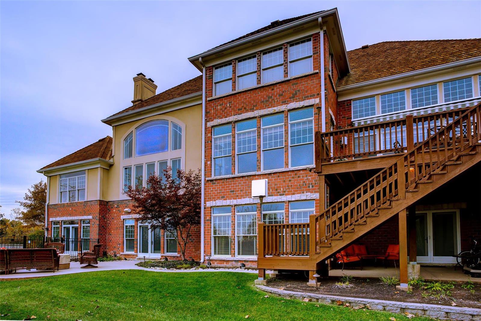 Bluffs of St. Albans - Residential