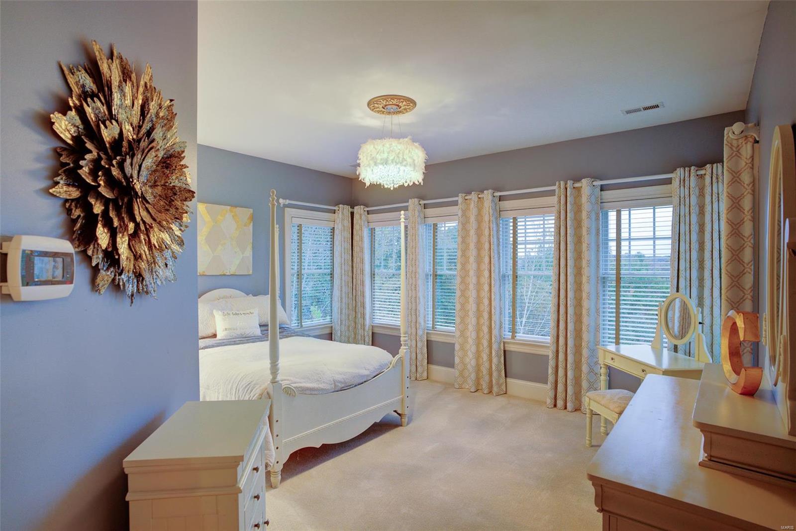 Bluffs of St. Albans - Residential