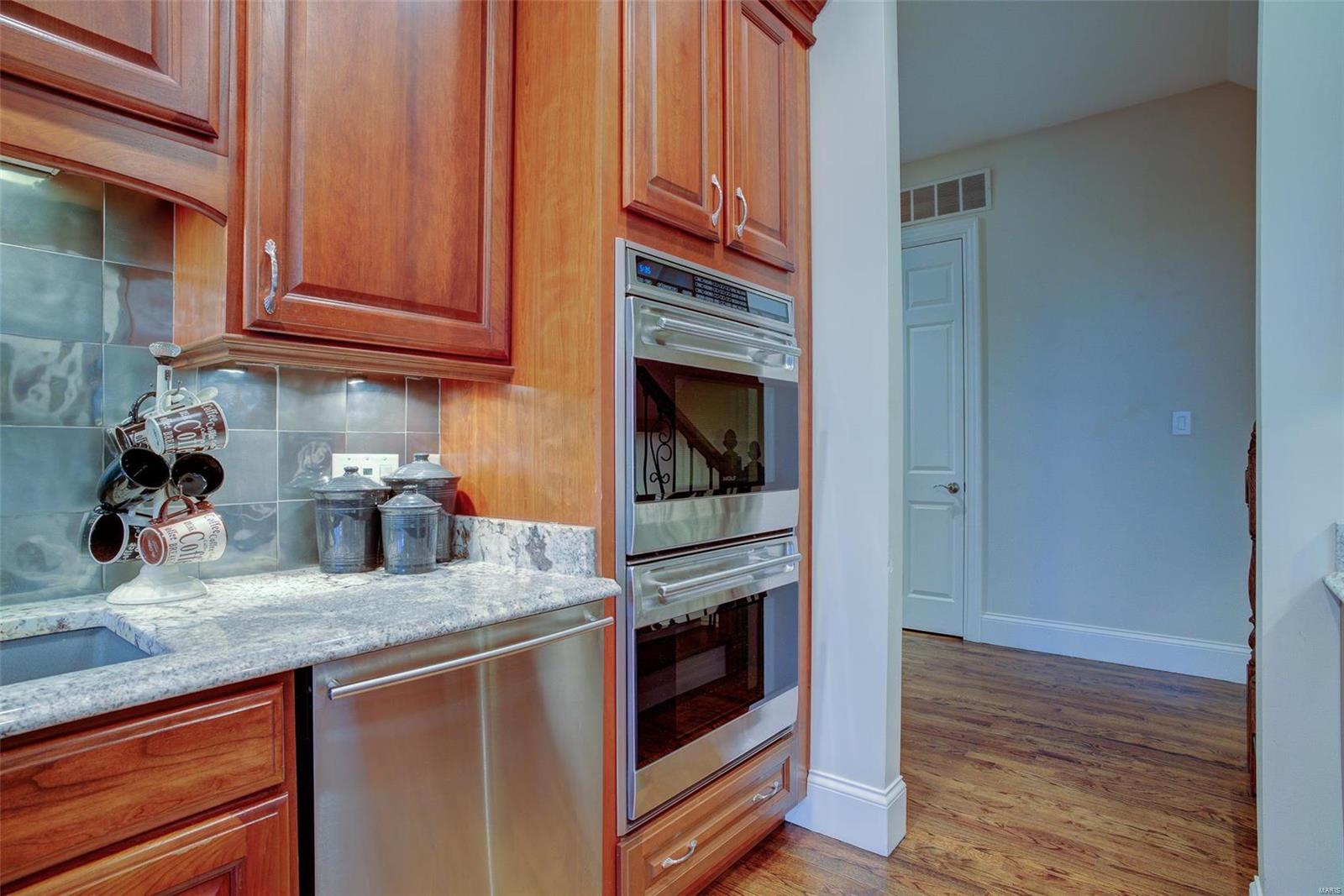 Bluffs of St. Albans - Residential