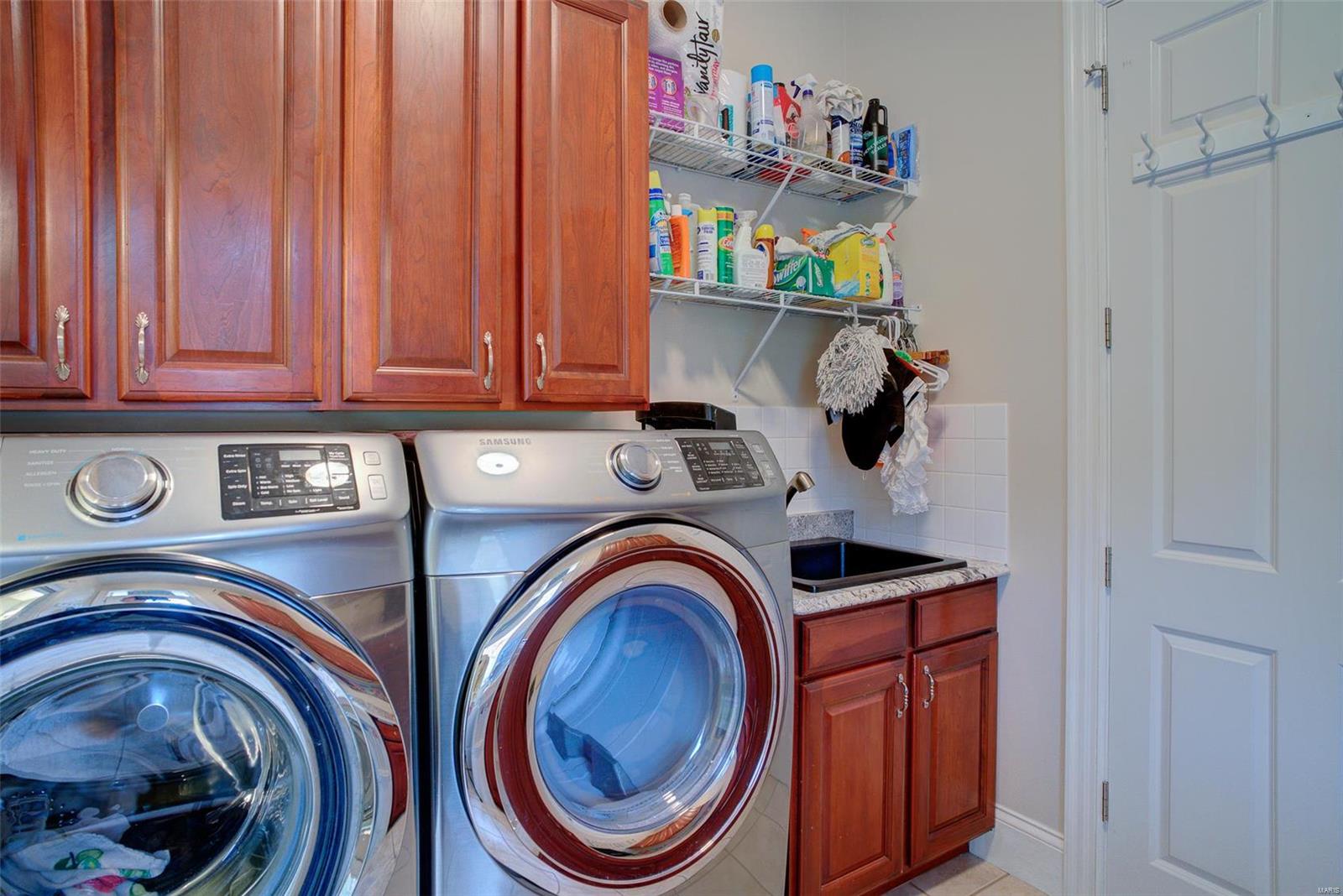 Bluffs of St. Albans - Residential