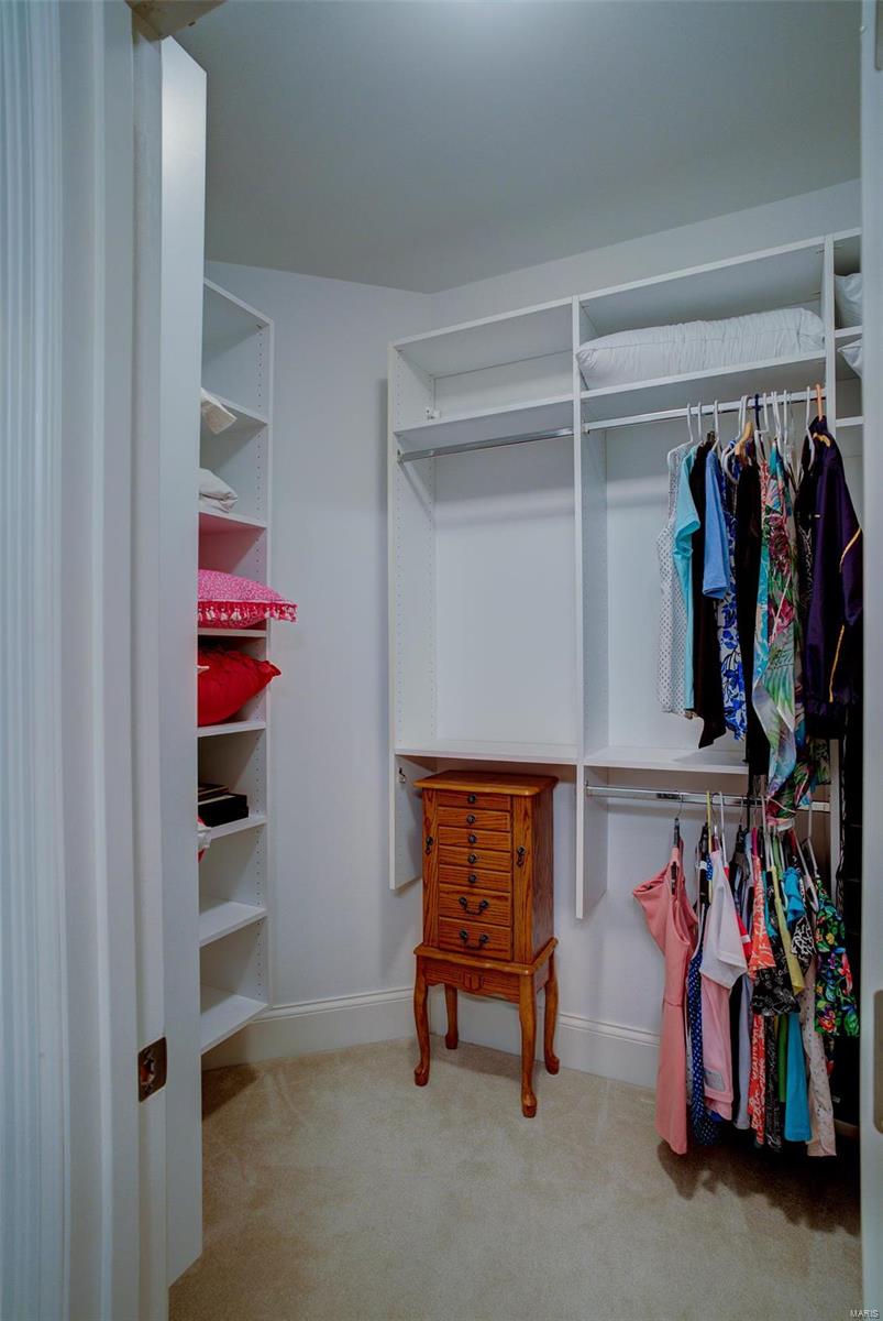 Bluffs of St. Albans - Residential