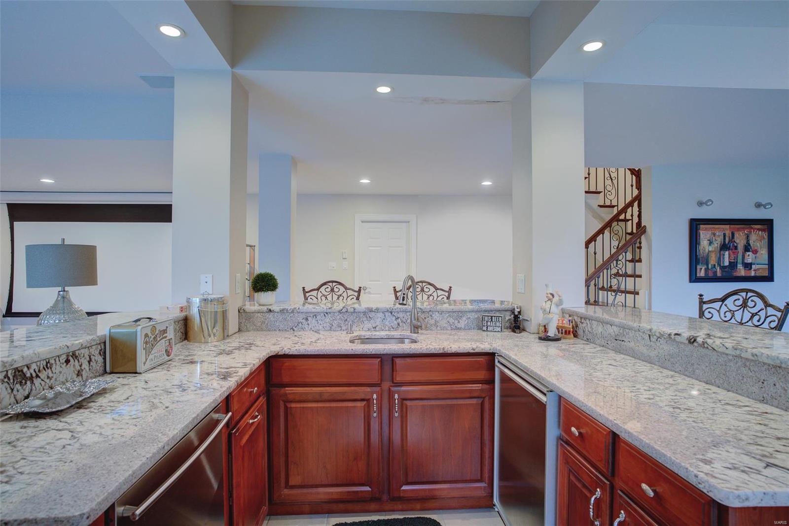 Bluffs of St. Albans - Residential