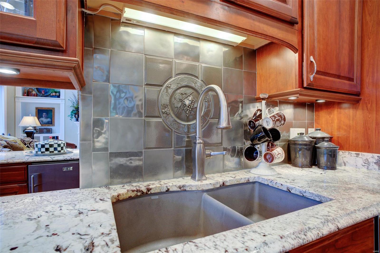 Bluffs of St. Albans - Residential