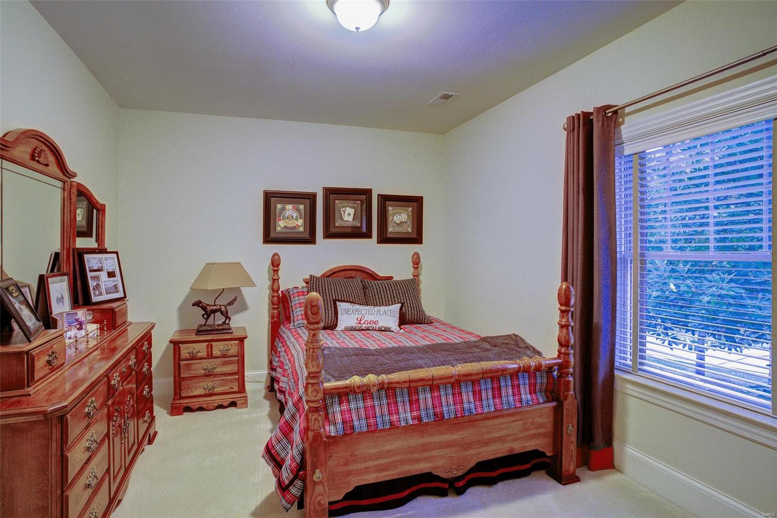 Bluffs of St. Albans - Residential