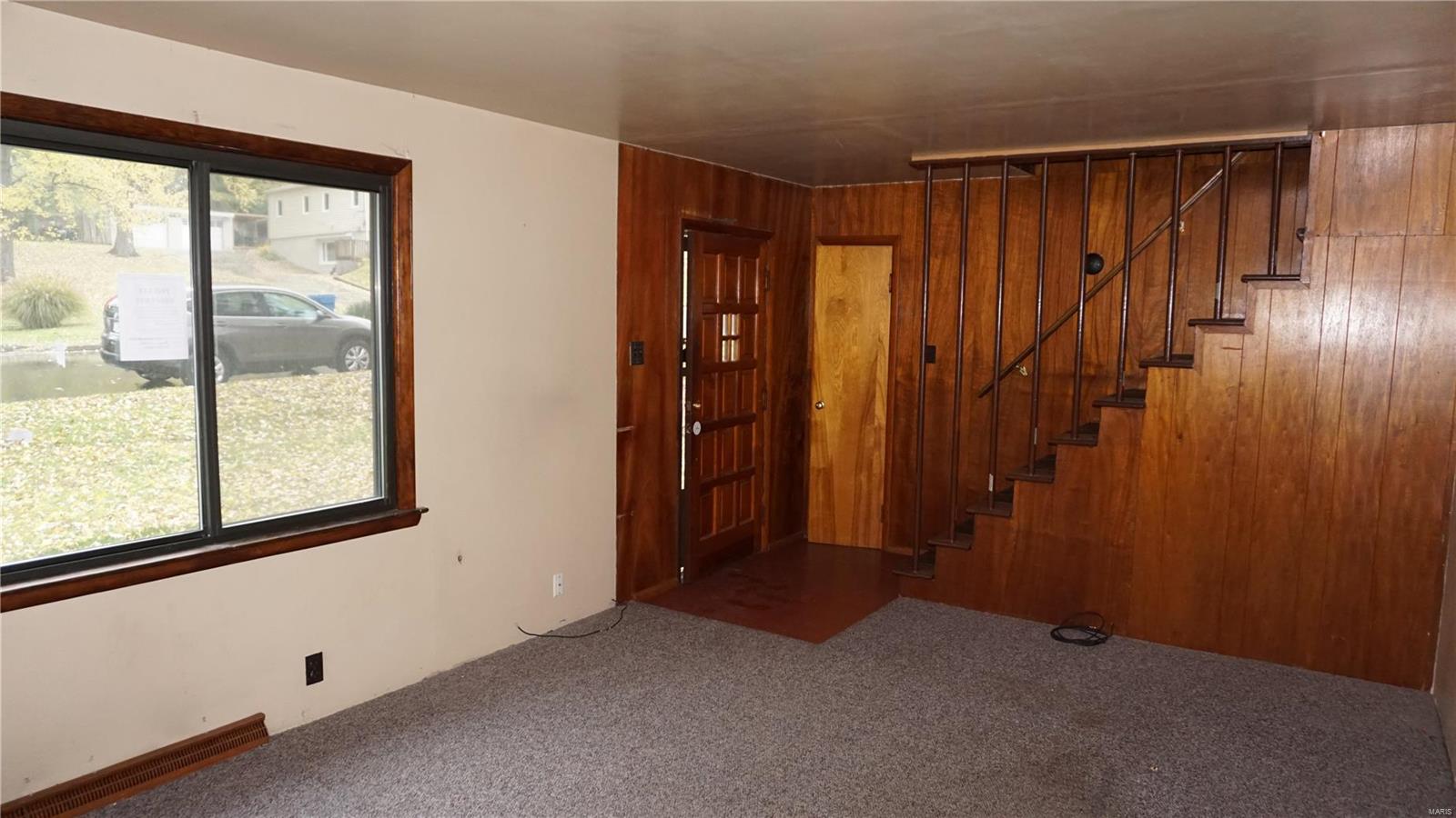 Elm Pt Place - Residential