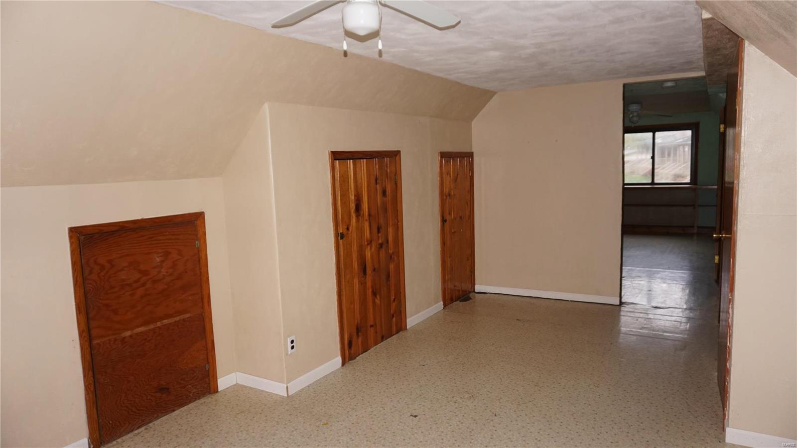 Elm Pt Place - Residential