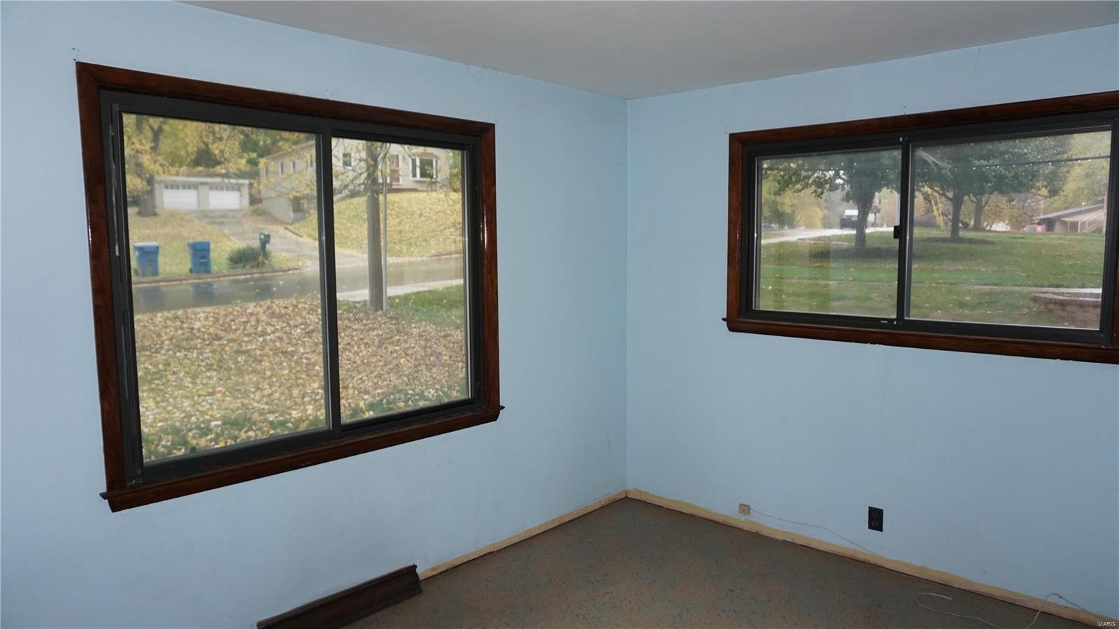 Elm Pt Place - Residential