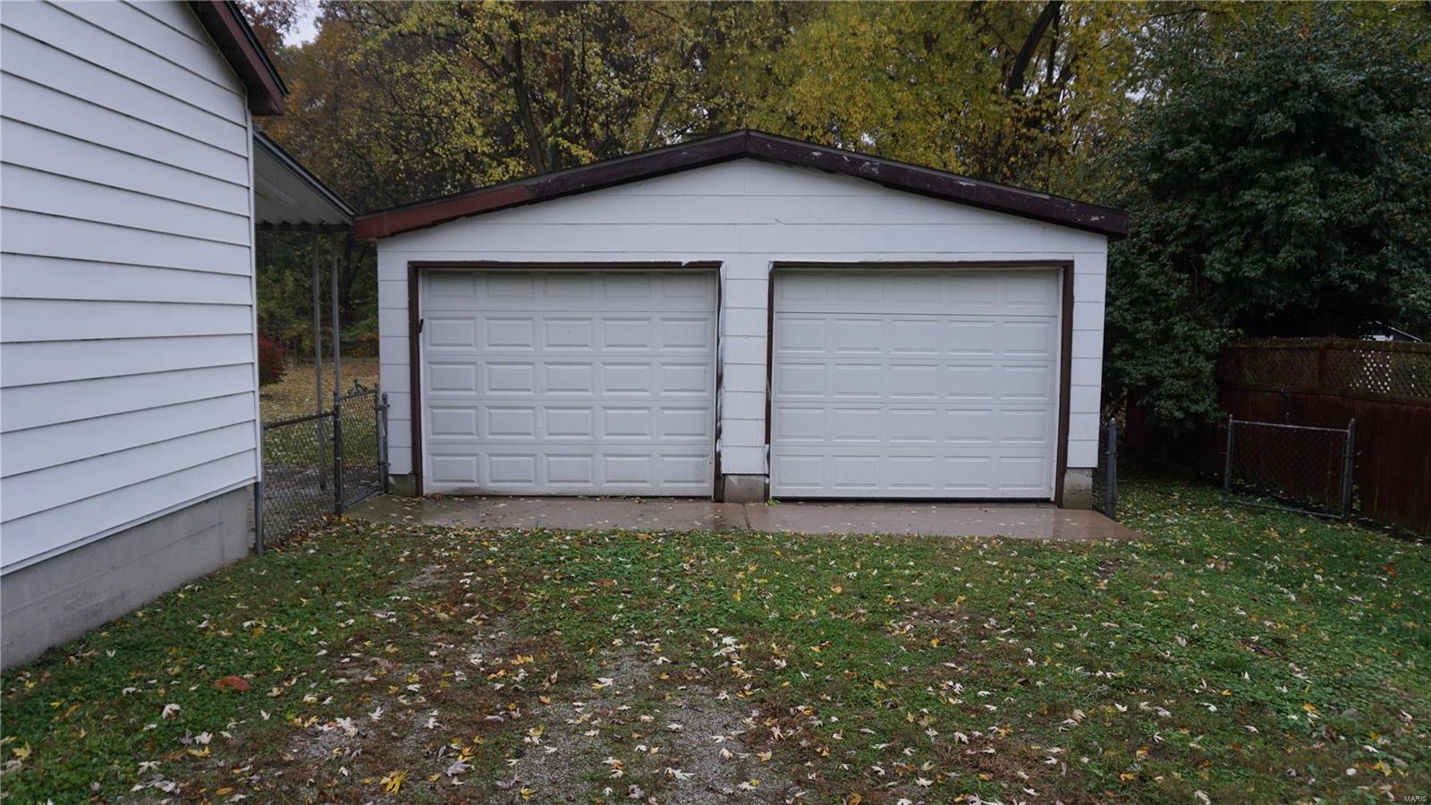 Elm Pt Place - Residential