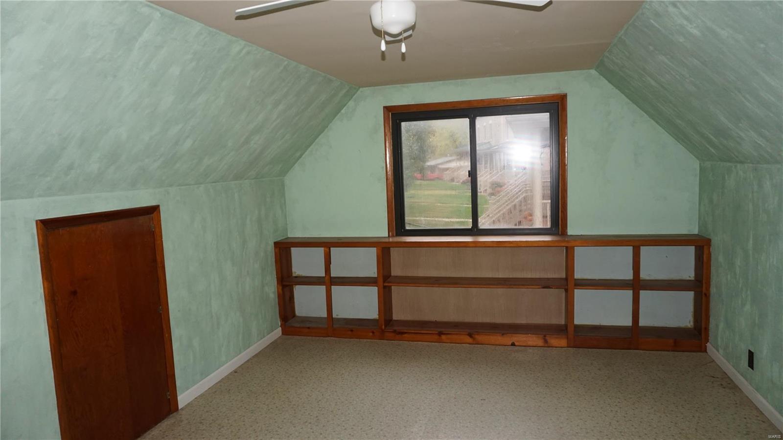 Elm Pt Place - Residential